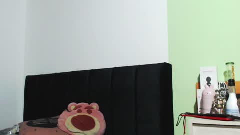 BiaBia online show from January 12, 2025, 11:47 pm