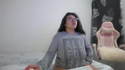 Snapshot of bianca_boobs chatting on October 29, 2025, 9:22 am Bianca Tuesday to Sunday from 2am to 6am UTC-5 online show from October 29, 2025, 9:22 am