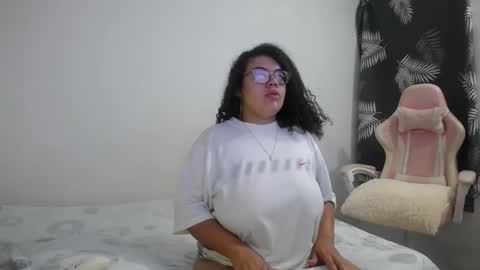 Snapshot of bianca_boobs chatting on October 30, 2025, 9:22 am Bianca Tuesday to Sunday from 2am to 6am UTC-5 online show from October 30, 2025, 9:22 am