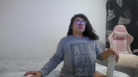 Snapshot of bianca_boobs chatting on November 6, 2025, 9:21 am Bianca Tuesday to Sunday from 2am to 6am UTC-5 online show from November 6, 2025, 9:21 am