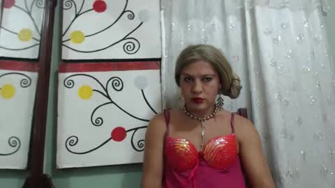 Bianca Vega online show from November 11, 2025, 10:15 am