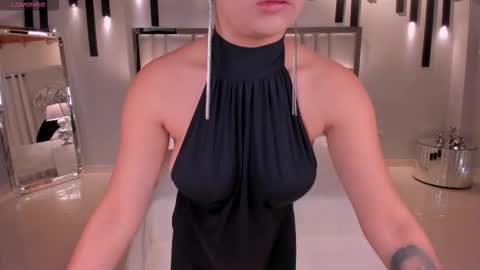 Bianca Pierce online show from November 24, 2025, 12:16 pm