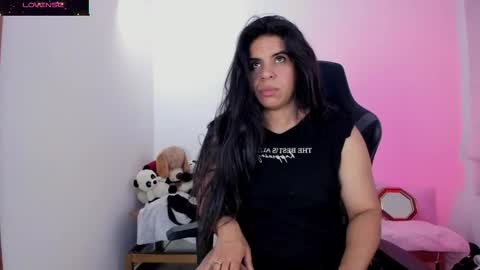 Biancastrong.. IGThebiancastrong online show from November 27, 2025, 2:08 pm