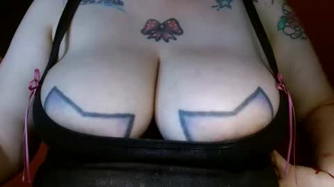 bianca online show from February 5, 2025, 3:52 pm