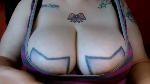 bianca online show from October 31, 2025, 2:29 pm