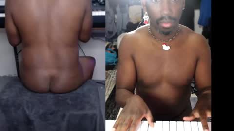 BicepsandFrot online show from September 22, 2025, 6:26 am