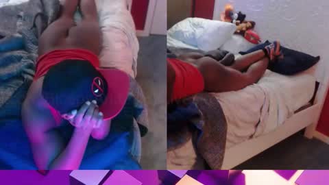 BicepsandFrot online show from January 18, 2026, 7:56 am