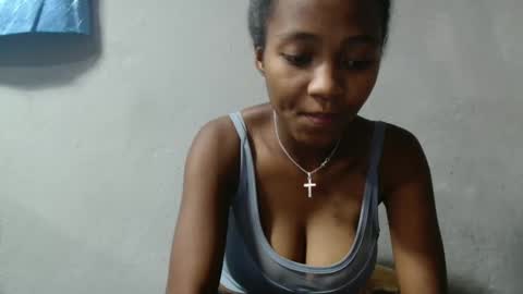 bienvenue987832 online show from April 27, 2026, 10:46 am