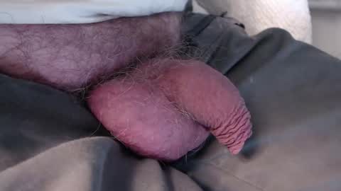 Snapshot of big_bums_4me chatting on November 7, 2025, 5:35 pm Big Bums 4me online show from November 7, 2025, 5:35 pm