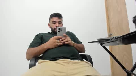 Tommy online show from October 24, 2025, 2:35 pm