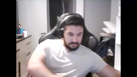 Snapshot of big_latin_boy_full_cum chatting on December 11, 2024, 5:48 pm latinBoyHuge online show from December 11, 2024, 5:48 pm