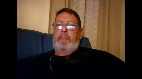 Snapshot of bigal9816192 chatting on December 13, 2024, 3:38 am bigal9816192 online show from December 13, 2024, 3:38 am