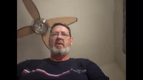 Snapshot of bigal9816192 chatting on December 23, 2024, 4:28 pm bigal9816192 online show from December 23, 2024, 4:28 pm