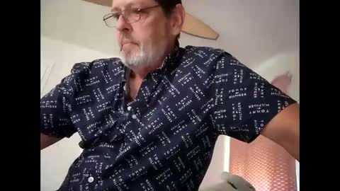 Snapshot of bigal9816192 chatting on January 18, 2025, 5:37 pm bigal9816192 online show from January 18, 2025, 5:37 pm