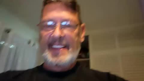 Snapshot of bigal9816192 chatting on October 3, 2025, 3:31 pm bigal9816192 online show from October 3, 2025, 3:31 pm