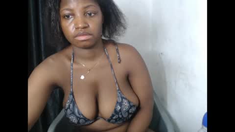 Snapshot of bigassdrip chatting on April 21, 2026, 1:42 am bigassdrip online show from April 21, 2026, 1:42 am