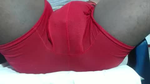 Snapshot of bigassholehorny69 chatting on May 9, 2026, 5:40 pm camilo online show from May 9, 2026, 5:40 pm