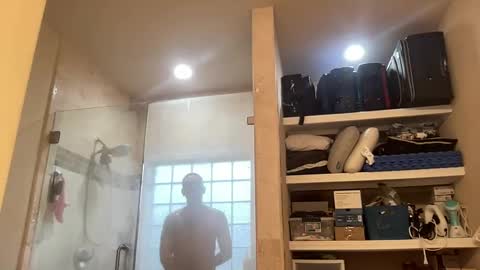 Snapshot of bigators chatting on December 9, 2024, 6:57 pm bigators online show from December 9, 2024, 6:57 pm