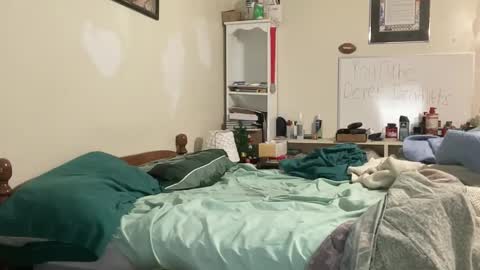 Snapshot of bigbackmuscles1296 chatting on March 11, 2026, 11:22 pm Mr. Muscle Monster online show from March 11, 2026, 11:22 pm