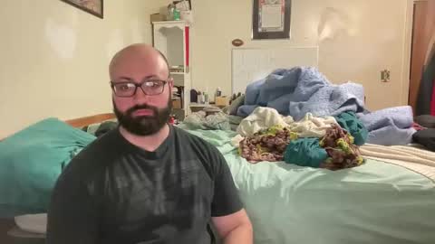 Snapshot of bigbackmuscles1296 chatting on March 17, 2026, 12:26 am Mr. Muscle Monster online show from March 17, 2026, 12:26 am