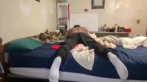 Snapshot of bigbackmuscles1296 chatting on April 16, 2026, 12:33 am Mr. Muscle Monster online show from April 16, 2026, 12:33 am