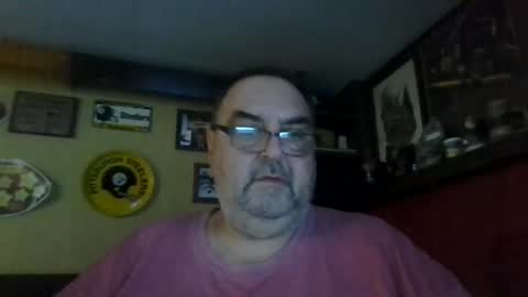 Snapshot of bigbear1971 chatting on December 1, 2024, 4:29 pm bigbear1971 online show from December 1, 2024, 4:29 pm