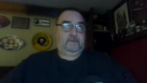 Snapshot of bigbear1971 chatting on December 2, 2024, 8:00 pm bigbear1971 online show from December 2, 2024, 8:00 pm