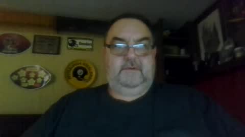 Snapshot of bigbear1971 chatting on December 5, 2024, 1:14 am bigbear1971 online show from December 5, 2024, 1:14 am