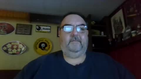 Snapshot of bigbear1971 chatting on December 11, 2024, 6:09 pm bigbear1971 online show from December 11, 2024, 6:09 pm