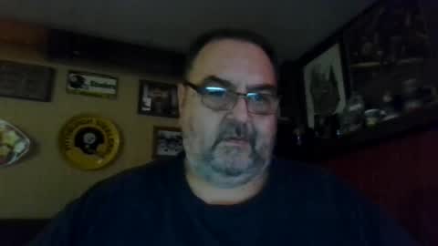 Snapshot of bigbear1971 chatting on December 12, 2024, 7:59 pm bigbear1971 online show from December 12, 2024, 7:59 pm