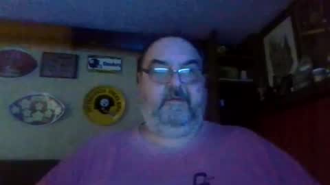 Snapshot of bigbear1971 chatting on December 28, 2024, 9:08 pm bigbear1971 online show from December 28, 2024, 9:08 pm