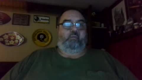 Snapshot of bigbear1971 chatting on January 14, 2025, 9:20 pm bigbear1971 online show from January 14, 2025, 9:20 pm