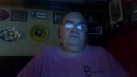 Snapshot of bigbear1971 chatting on October 7, 2025, 11:46 pm bigbear1971 online show from October 7, 2025, 11:46 pm