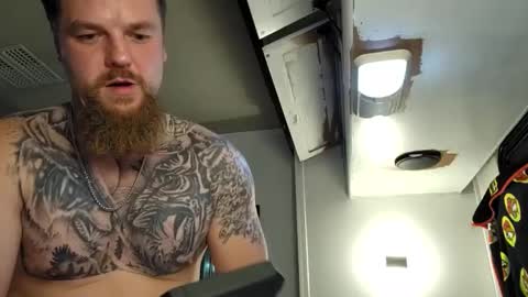 bigbinx89 online show from December 14, 2024, 7:07 am