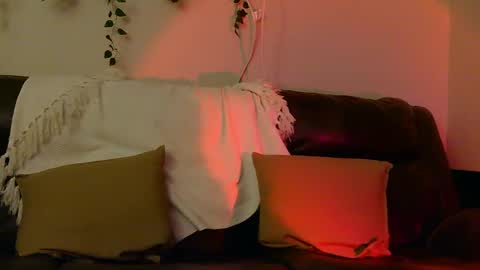 Melenie Mel online show from December 11, 2024, 4:07 am