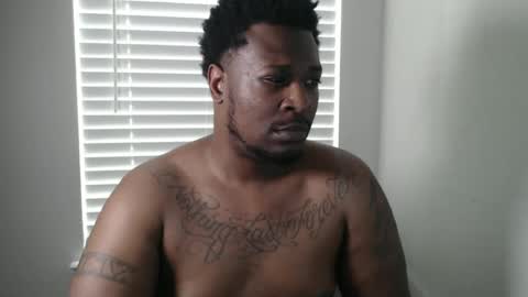 Snapshot of bigblack004 chatting on December 19, 2024, 8:13 pm bigblack004 online show from December 19, 2024, 8:13 pm