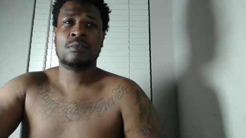 Snapshot of bigblack004 chatting on March 4, 2025, 12:50 am bigblack004 online show from March 4, 2025, 12:50 am
