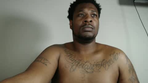 Snapshot of bigblack004 chatting on September 14, 2025, 8:35 am bigblack004 online show from September 14, 2025, 8:35 am