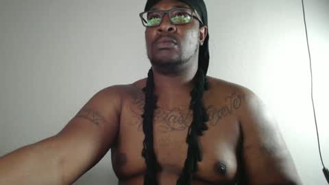 Snapshot of bigblack004 chatting on September 26, 2025, 4:27 am bigblack004 online show from September 26, 2025, 4:27 am