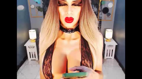 Snapshot of bigbomblhoraine chatting on February 11, 2026, 11:04 am Loraine Cruz online show from February 11, 2026, 11:04 am