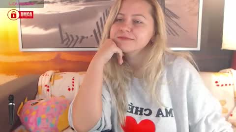 Snapshot of bigboobsarri chatting on December 3, 2024, 1:43 pm BigBoobsArri online show from December 3, 2024, 1:43 pm