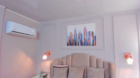   online show from September 19, 2025, 10:16 am