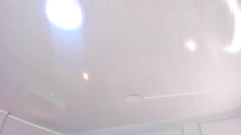   online show from December 5, 2025, 10:02 am