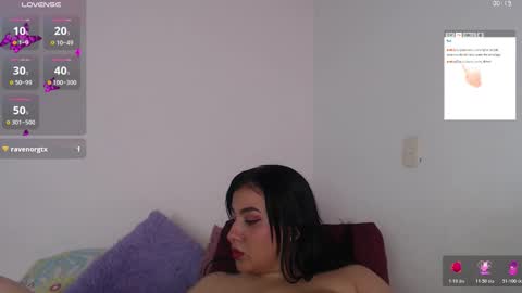 Snapshot of bigboobsrose chatting on December 1, 2025, 8:25 pm Rose online show from December 1, 2025, 8:25 pm