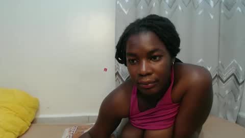 Snapshot of bigboobys123 chatting on October 3, 2025, 4:20 am bigboobys123 online show from October 3, 2025, 4:20 am