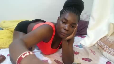 Snapshot of bigboobys123 chatting on February 23, 2026, 5:38 am bigboobys123 online show from February 23, 2026, 5:38 am