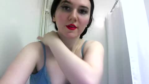 Isabella online show from March 5, 2025, 5:50 pm