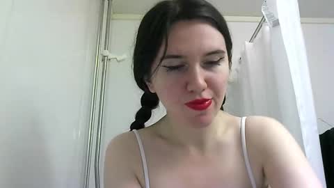 Isabella online show from October 2, 2025, 3:46 am
