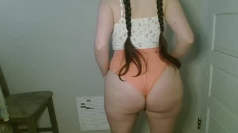 Isabella online show from February 22, 2026, 8:07 pm