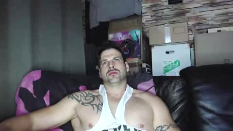 Bigboyband online show from March 4, 2026, 6:25 pm